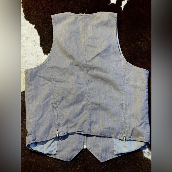 Standard Cloth Zip Up Grey Vest - Picture 3 of 3